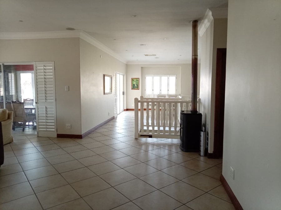 4 Bedroom Property for Sale in Caribbean Beach Club North West